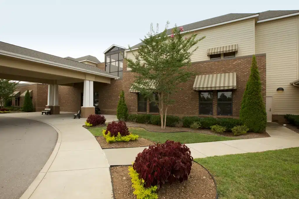 The front entrance to Park Meadows